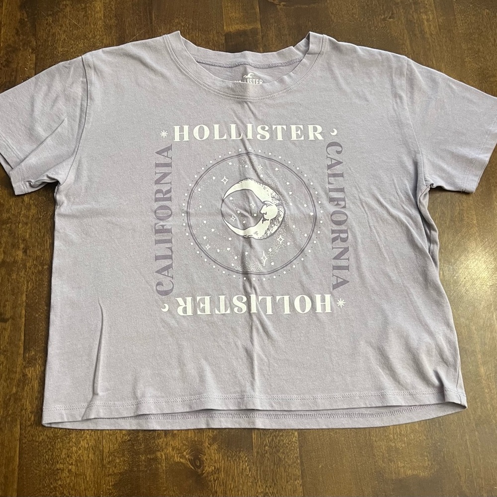Hollister Logo Tee